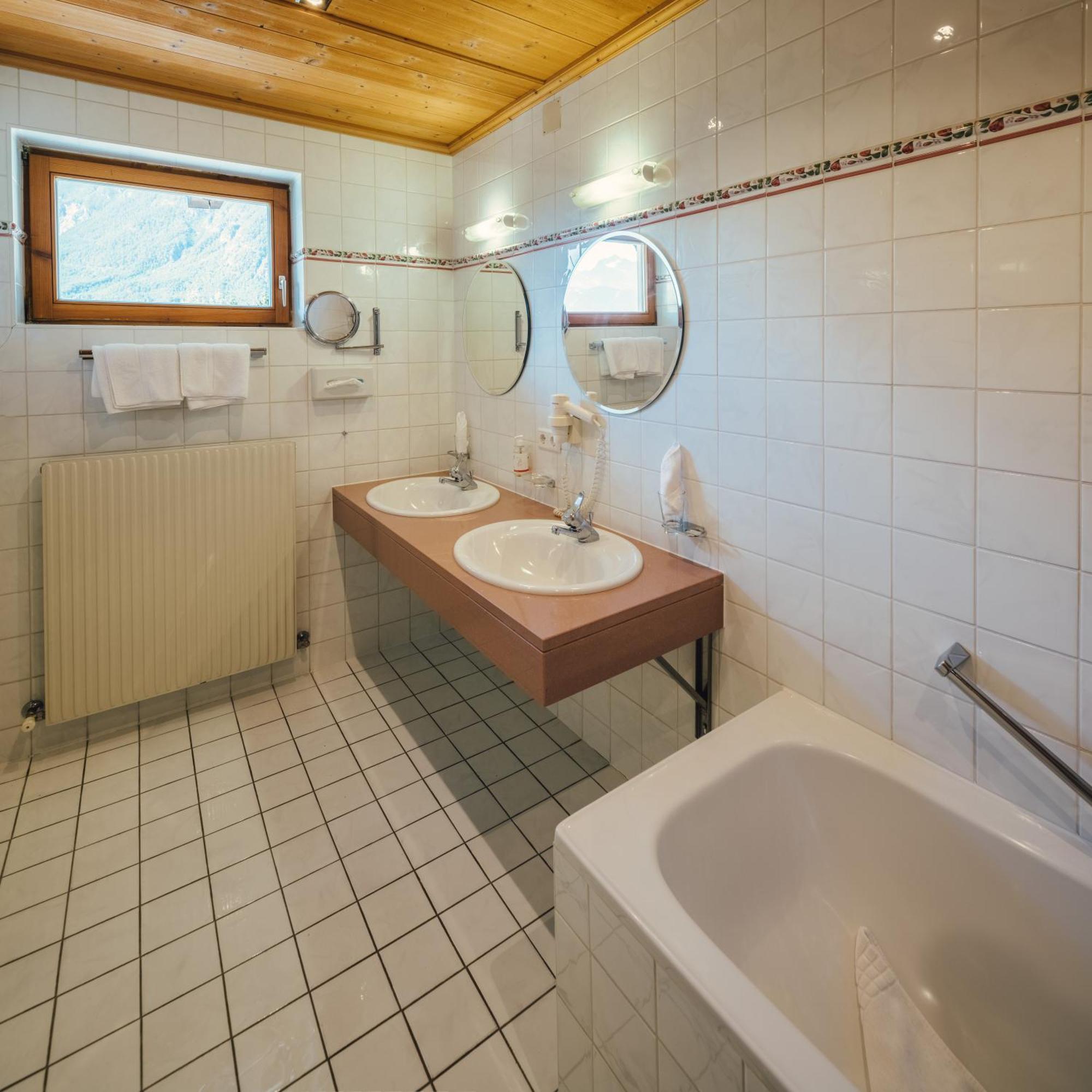 Huber Hotel Tramserhof Landeck Zewnętrze zdjęcie